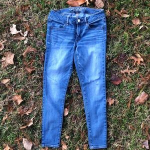 Women’s American Eagle Jeans